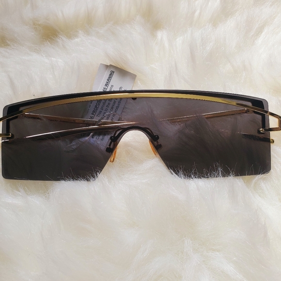 Accessories - Black Semi-Rimless Oversized Shades Sunglasses